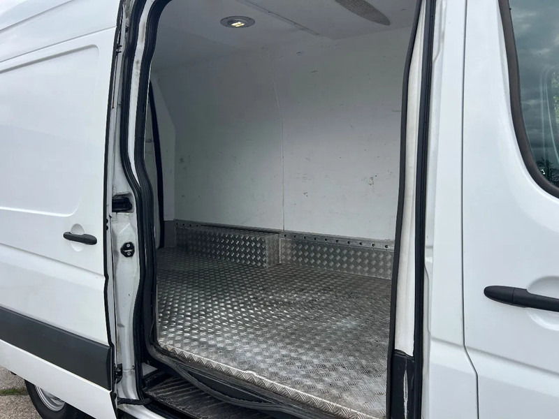 Dostavno vozilo hladnjača Mercedes-Benz Sprinter 319 LAMBERET-KERSTNER Fridge/**319 V6 Euro6**: slika 10