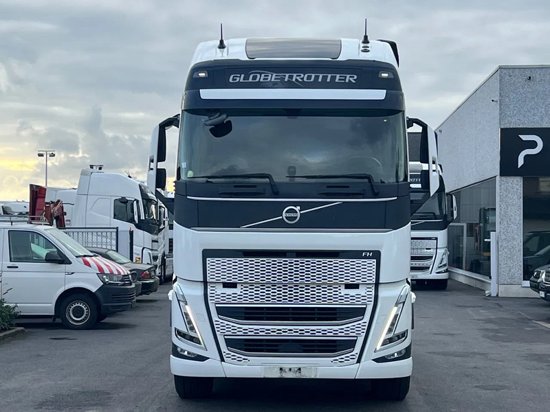 Volvo FH 500 XL 500 TURBO COMPOUND*Ch nr PB 2023* - Tegljač: slika 2 Volvo FH 500 XL 500 TURBO COMPOUND*Ch nr PB 2023* - Tegljač: slika 2