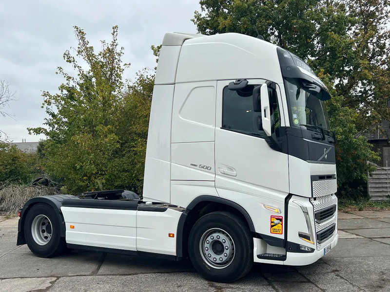 Volvo FH 500 XL CAB**FH500 XL**553.000km**I PARKCOOL** - Tegljač: slika 4 Volvo FH 500 XL CAB**FH500 XL**553.000km**I PARKCOOL** - Tegljač: slika 4