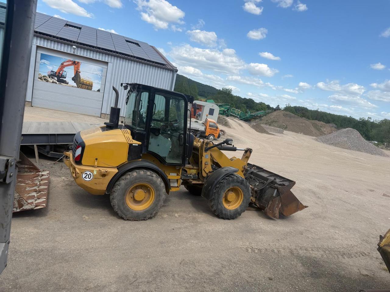 Caterpillar 908 H 2 mal verfügbar - Utovarivač točkaš: slika 4 Caterpillar 908 H 2 mal verfügbar - Utovarivač točkaš: slika 4