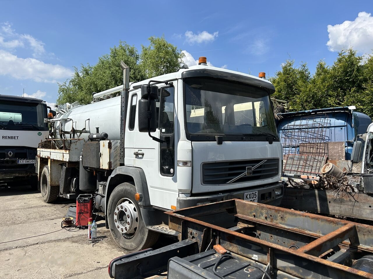 Volvo FL6.18 - Vakuumska cisterna: slika 1 Volvo FL6.18 - Vakuumska cisterna: slika 1