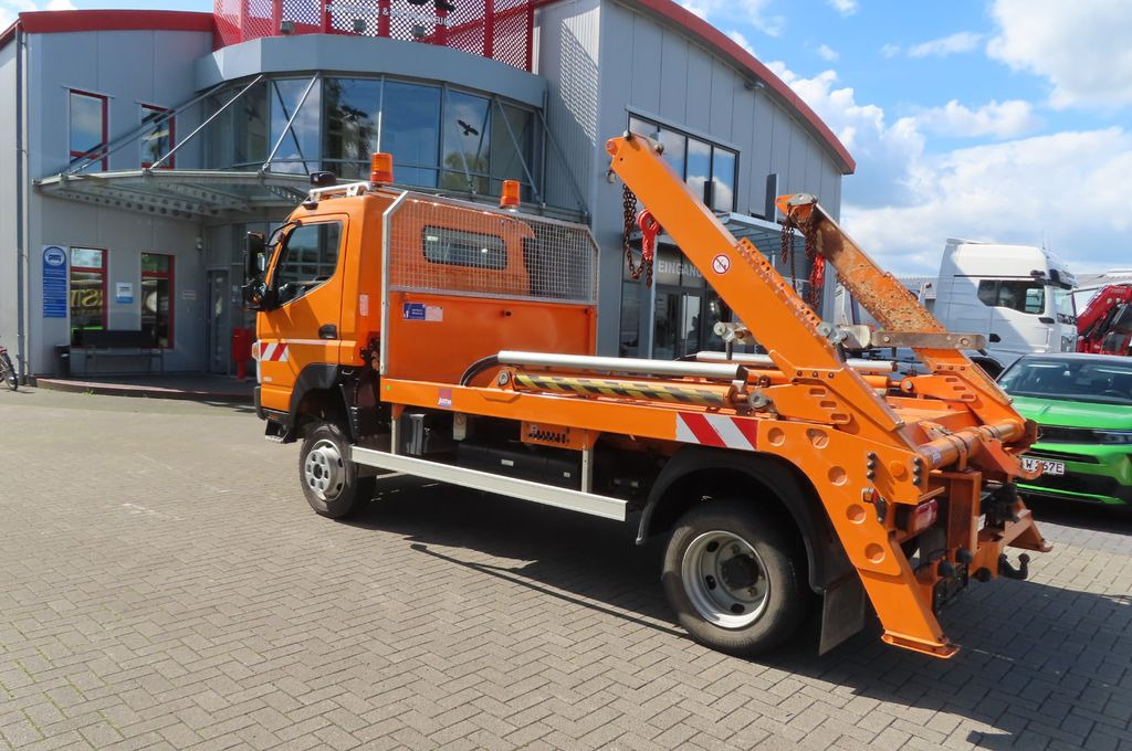 FUSO Canter 6 C 18 4x4 Kommunal Winterdienst - Kamion za utovaranje kontejnera: slika 2 FUSO Canter 6 C 18 4x4 Kommunal Winterdienst - Kamion za utovaranje kontejnera: slika 2