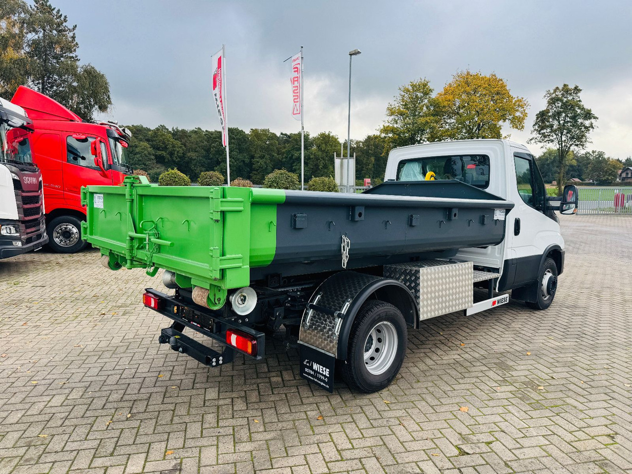 Iveco Daily 70C18H Hyva Abrollkipper - Kamion sa hidrauličnom kukom: slika 3 Iveco Daily 70C18H Hyva Abrollkipper - Kamion sa hidrauličnom kukom: slika 3