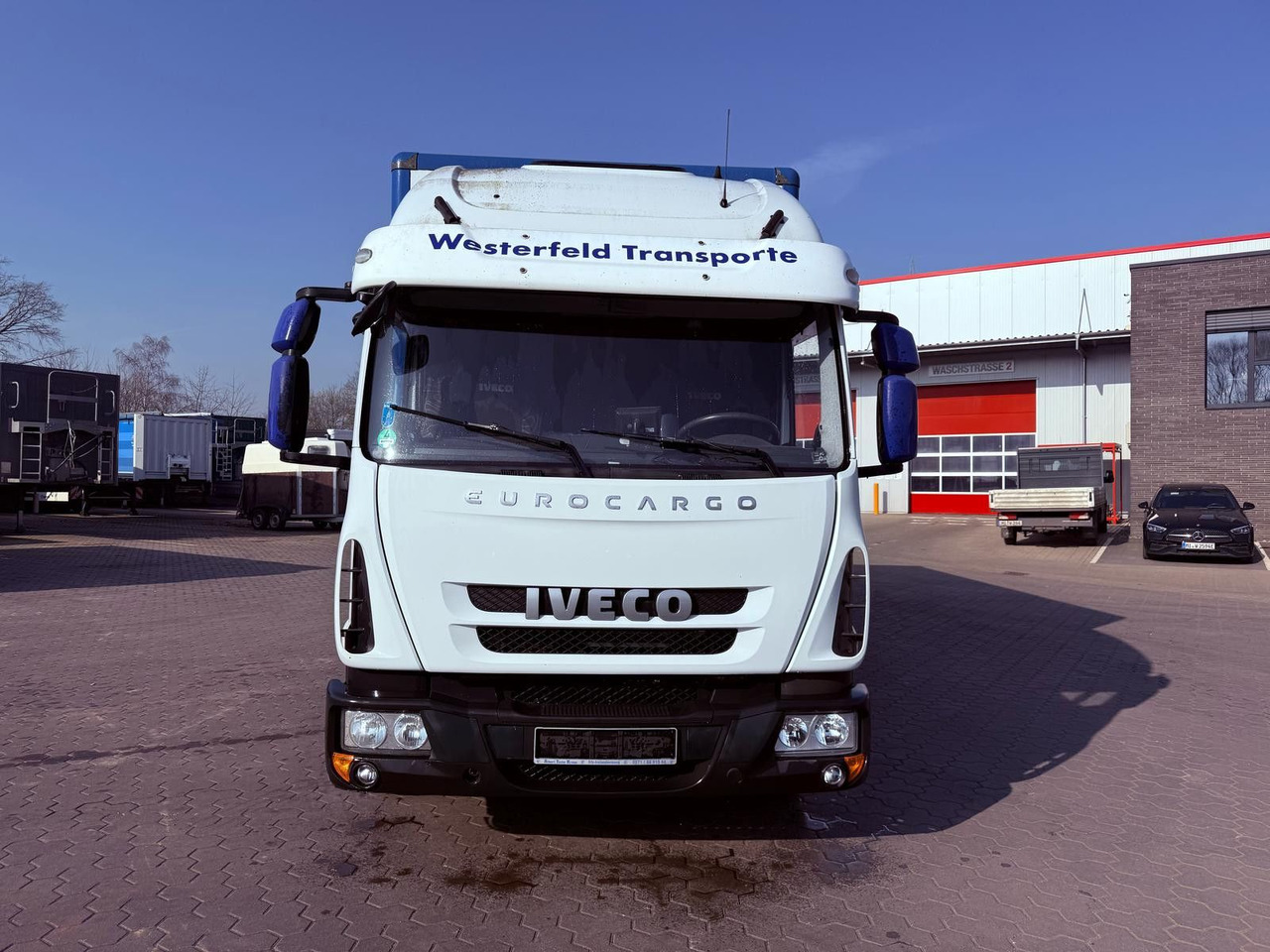 Iveco EEV 80E22 EuroCargo Koffer mit Ladebordwand 1T - Kamion sa zatvorenim sandukom: slika 5 Iveco EEV 80E22 EuroCargo Koffer mit Ladebordwand 1T - Kamion sa zatvorenim sandukom: slika 5