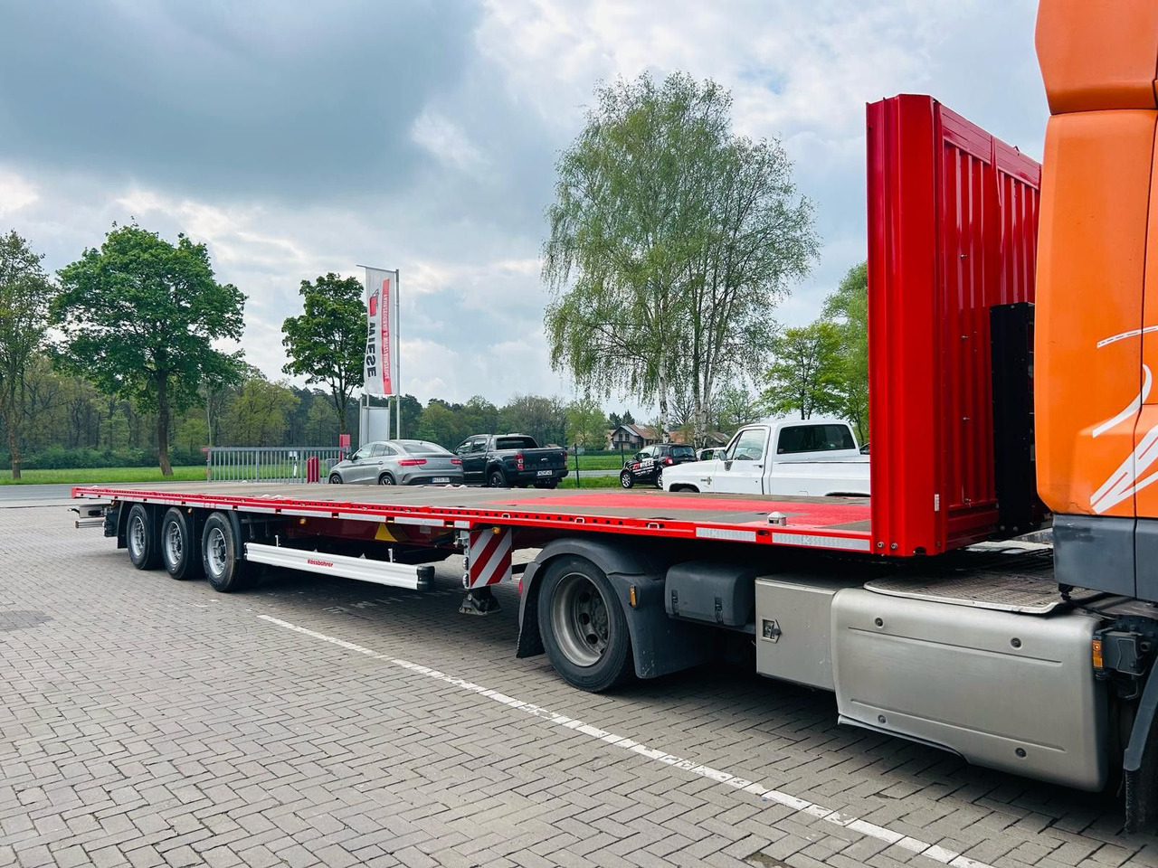 Kässbohrer K.SFS M Mega Plattform Auflieger Sofort Verfügba - Plato poluprikolica: slika 2 Kässbohrer K.SFS M Mega Plattform Auflieger Sofort Verfügba - Plato poluprikolica: slika 2