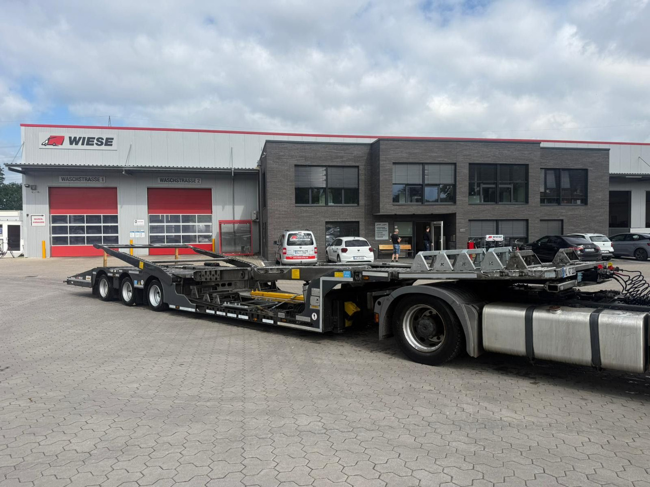 Kässbohrer K.SOK Truck/Car Transporter, Novagrau - Poluprikolica za prevoz automobila: slika 1 Kässbohrer K.SOK Truck/Car Transporter, Novagrau - Poluprikolica za prevoz automobila: slika 1