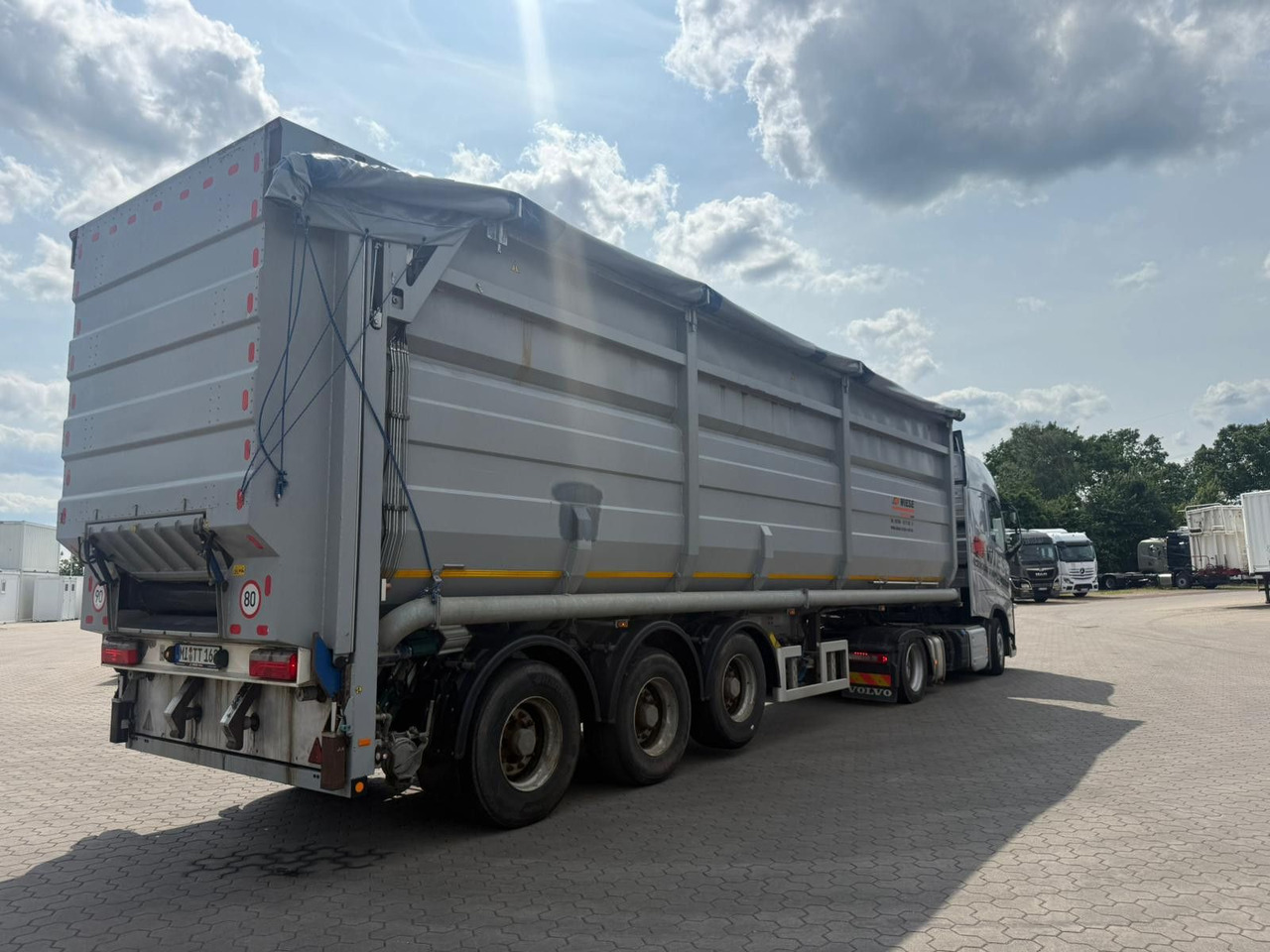 Kotte Kombiauflieger für Gülle und Schüttgut - Poluprikolica cisterna: slika 5 Kotte Kombiauflieger für Gülle und Schüttgut - Poluprikolica cisterna: slika 5