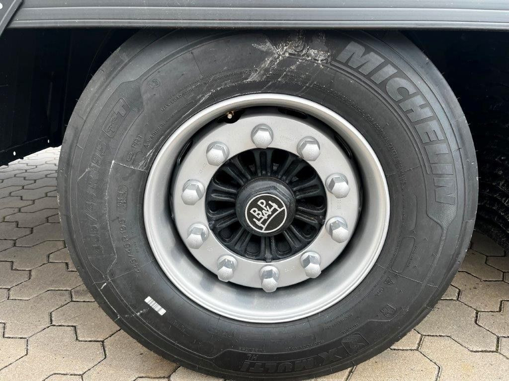 Poluprikolica sa zatvorenim sandukom Krone SZK 18 Koffer Event Mega-Koffer 2.900 mm Höhe: slika 11