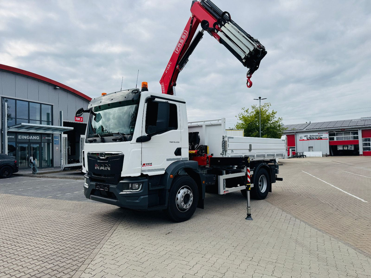 MAN 18.320 4x2 mit Fassi Ladekran Sofort Verfügbar - Istovarivač, Kamion sa dizalicom: slika 3 MAN 18.320 4x2 mit Fassi Ladekran Sofort Verfügbar - Istovarivač, Kamion sa dizalicom: slika 3