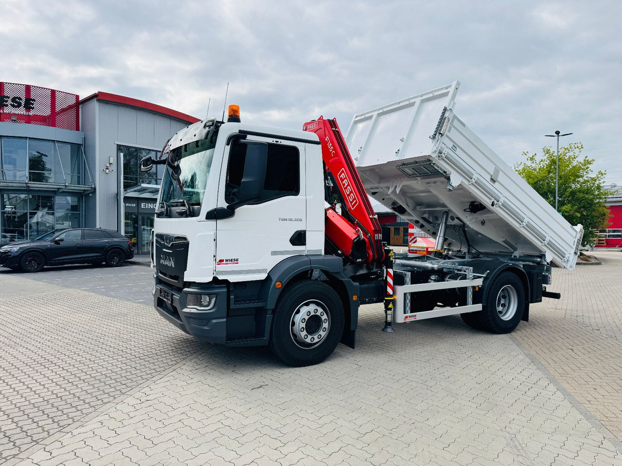 MAN 18.320 4x2 mit Fassi Ladekran Sofort Verfügbar - Istovarivač, Kamion sa dizalicom: slika 1 MAN 18.320 4x2 mit Fassi Ladekran Sofort Verfügbar - Istovarivač, Kamion sa dizalicom: slika 1