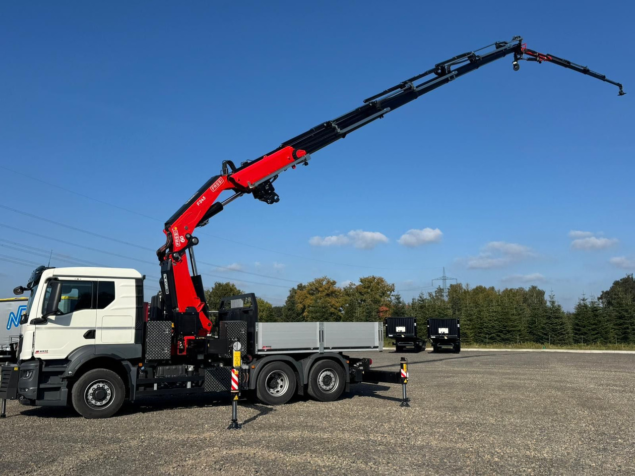 MAN 26.470 6x4-4 Hydrodrive Fassi Kran F545 Jib - Kamion sa tovarnim sandukom, Kamion sa dizalicom: slika 4 MAN 26.470 6x4-4 Hydrodrive Fassi Kran F545 Jib - Kamion sa tovarnim sandukom, Kamion sa dizalicom: slika 4