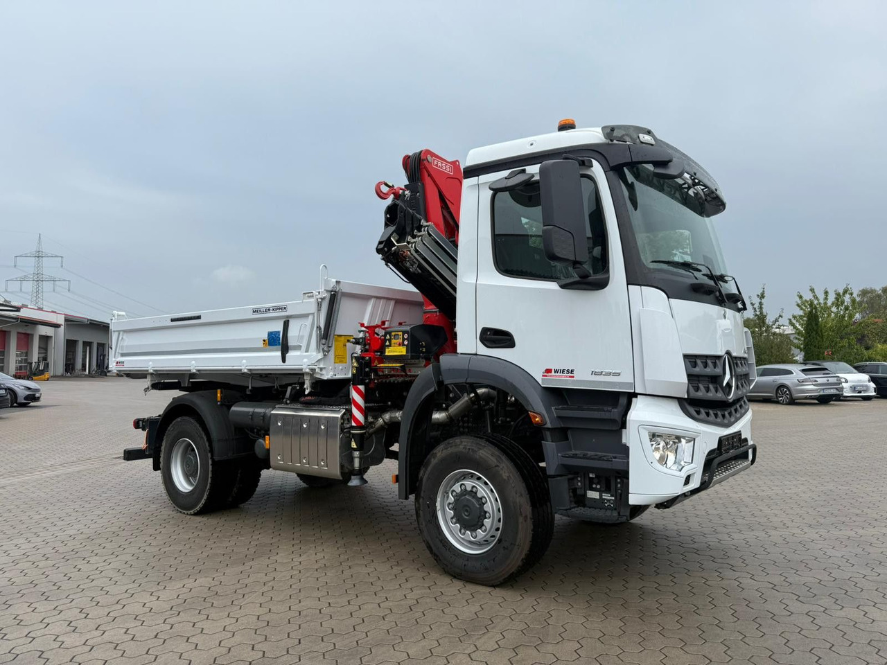 Mercedes-Benz Arocs 1835 4x4 Allrad Fassi F135 Kran Kipper - Kamion sa dizalicom: slika 2 Mercedes-Benz Arocs 1835 4x4 Allrad Fassi F135 Kran Kipper - Kamion sa dizalicom: slika 2