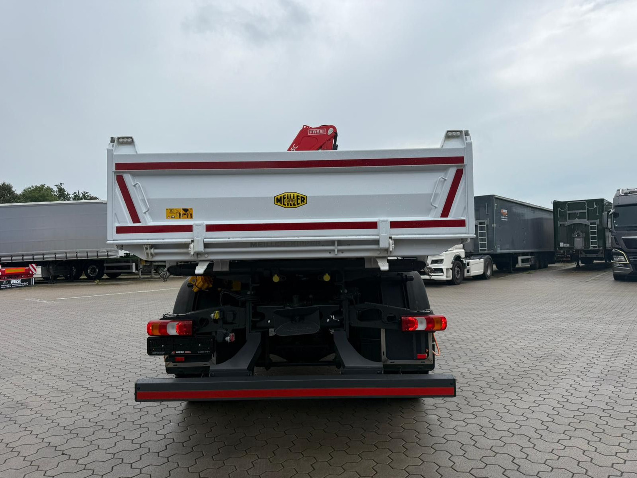 Mercedes-Benz Arocs 1835 4x4 Allrad Fassi F135 Kran Kipper - Kamion sa dizalicom: slika 5 Mercedes-Benz Arocs 1835 4x4 Allrad Fassi F135 Kran Kipper - Kamion sa dizalicom: slika 5