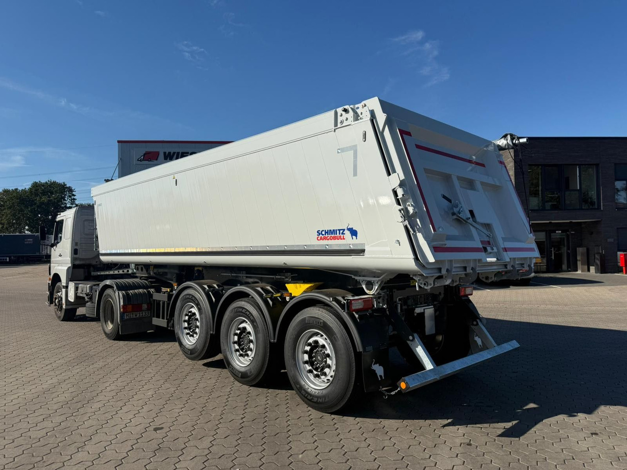 Schmitz Cargobull SKI 24 SL 7.2 3-Achs Alu Mulde 27m³ Sofort Verfü - Poluprikolica istovarivača: slika 3 Schmitz Cargobull SKI 24 SL 7.2 3-Achs Alu Mulde 27m³ Sofort Verfü - Poluprikolica istovarivača: slika 3