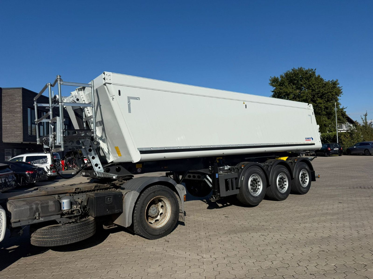 Schmitz Cargobull SKI 24 SL 7.2 3-Achs Alu Mulde 27m³ Sofort Verfü - Poluprikolica istovarivača: slika 2 Schmitz Cargobull SKI 24 SL 7.2 3-Achs Alu Mulde 27m³ Sofort Verfü - Poluprikolica istovarivača: slika 2