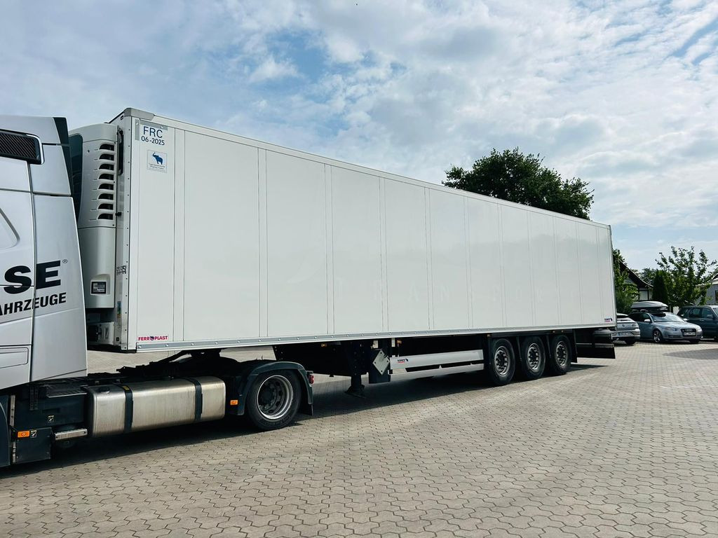 Schmitz Cargobull SKO 24 /L FP 45 Cool Pharma Zertifikat Schmitz Cargobull SKO 24 /L FP 45 Cool Pharma Zertifikat - Poluprikolica hladnjače: slika 3 Schmitz Cargobull SKO 24 /L FP 45 Cool Pharma Zertifikat Schmitz Cargobull SKO 24 /L FP 45 Cool Pharma Zertifikat - Poluprikolica hladnjače: slika 3
