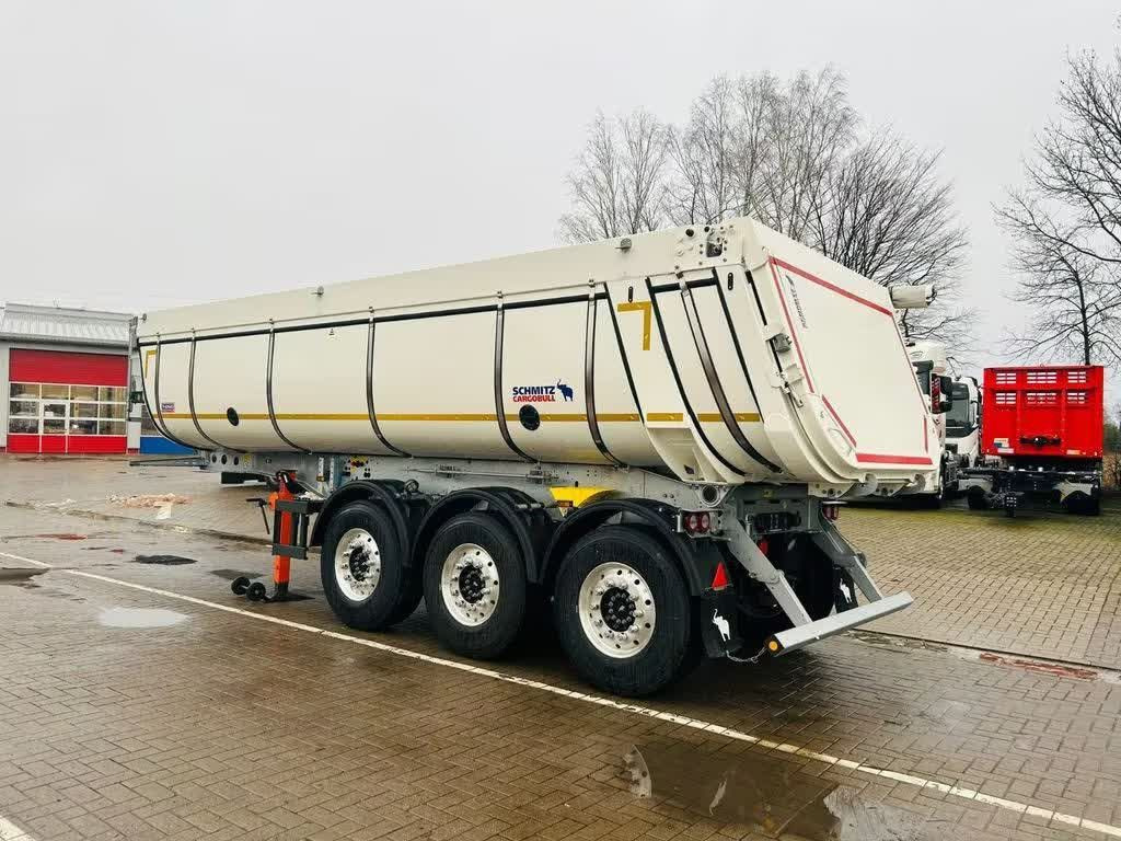 Schmitz Cargobull Thermomulde 24m³ isoliert elektrisches Verdeck - Poluprikolica istovarivača: slika 2 Schmitz Cargobull Thermomulde 24m³ isoliert elektrisches Verdeck - Poluprikolica istovarivača: slika 2