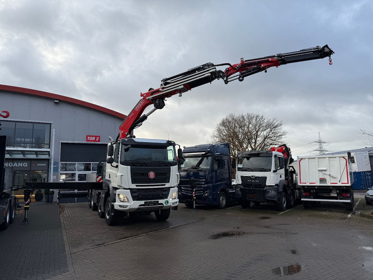 Tatra 41.500 8x8 Phoenix Fassi F710 Kran - Kamion sa tovarnim sandukom, Kamion sa dizalicom: slika 5 Tatra 41.500 8x8 Phoenix Fassi F710 Kran - Kamion sa tovarnim sandukom, Kamion sa dizalicom: slika 5