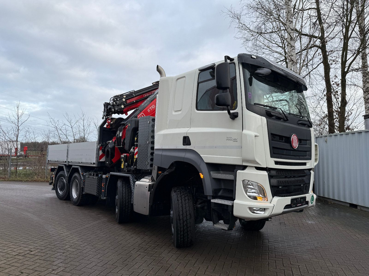 Tatra 41.500 8x8 Phoenix Fassi F710 Kran - Kamion sa tovarnim sandukom, Kamion sa dizalicom: slika 2 Tatra 41.500 8x8 Phoenix Fassi F710 Kran - Kamion sa tovarnim sandukom, Kamion sa dizalicom: slika 2