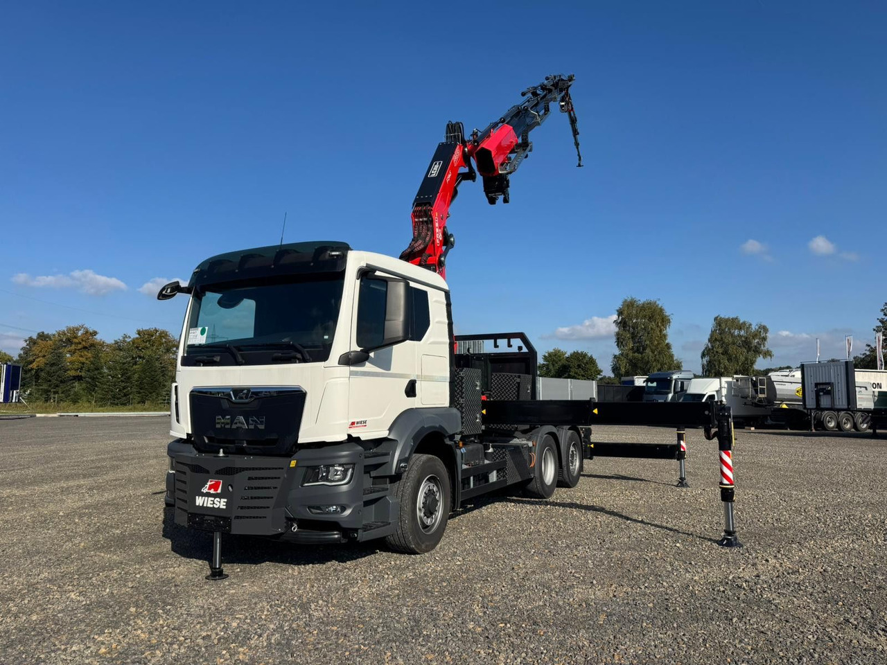 MAN 26.470 6x4-4 Hydrodrive Fassi Kran F545 Jib - Tegljač: slika 3 MAN 26.470 6x4-4 Hydrodrive Fassi Kran F545 Jib - Tegljač: slika 3