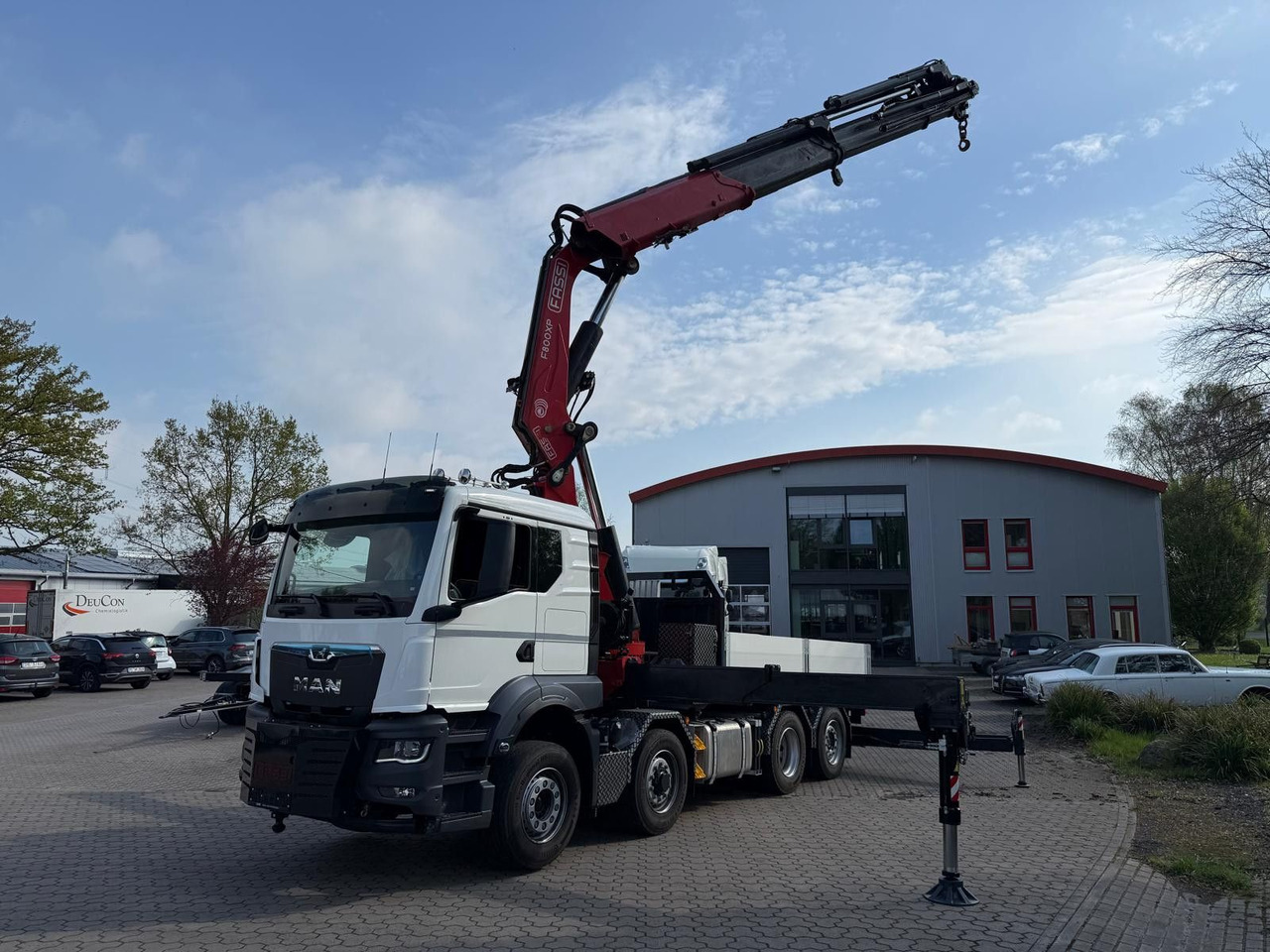 MAN 35.520 8x4 Fassi F800 RA2.28 OHNE ABSTÜTZÜBERWA. - Tegljač: slika 2 MAN 35.520 8x4 Fassi F800 RA2.28 OHNE ABSTÜTZÜBERWA. - Tegljač: slika 2