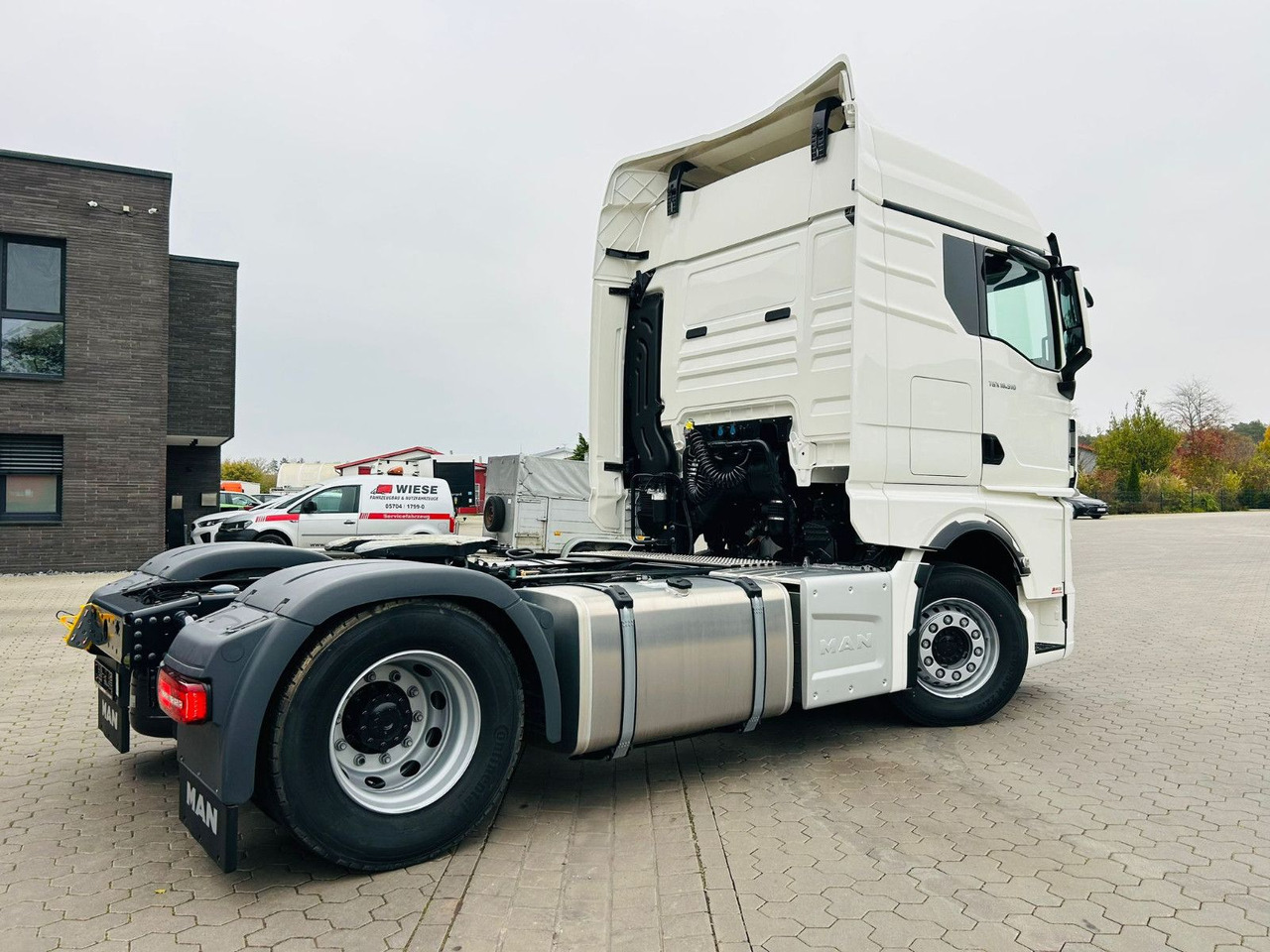 MAN TGX 18.510 4x2 BL 2 Kreis Hydraulik möglich - Tegljač: slika 4 MAN TGX 18.510 4x2 BL 2 Kreis Hydraulik möglich - Tegljač: slika 4