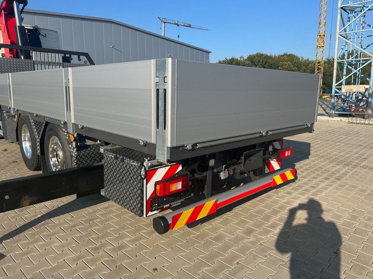 Volvo FH 500 8x2 Kran F710 RA2.26 - Kamion sa dizalicom: slika 3 Volvo FH 500 8x2 Kran F710 RA2.26 - Kamion sa dizalicom: slika 3
