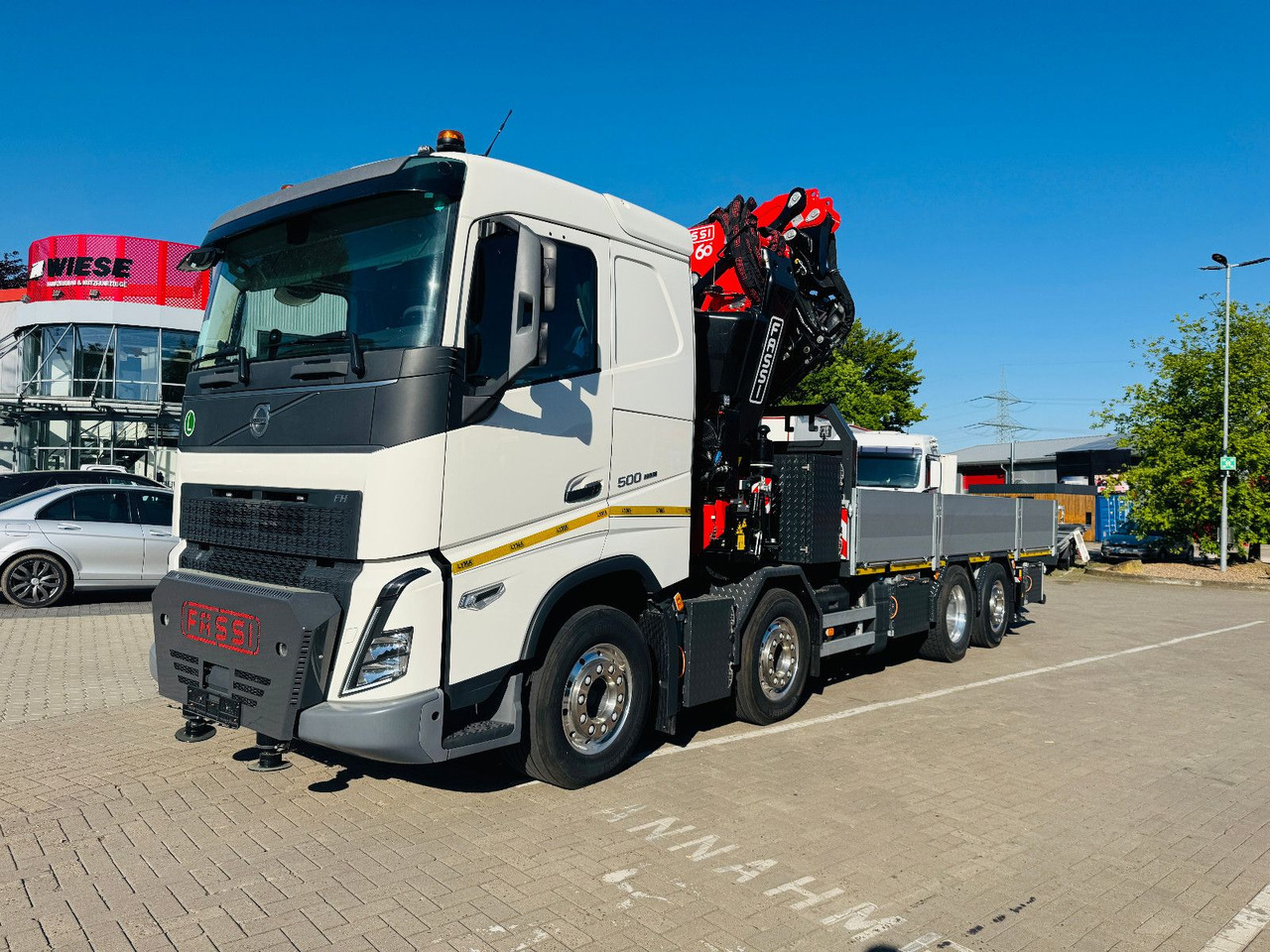 Volvo FH 500 8x2 mit F710RA.2.27 L426 und V20 Winde - Kamion sa tovarnim sandukom, Kamion sa dizalicom: slika 1 Volvo FH 500 8x2 mit F710RA.2.27 L426 und V20 Winde - Kamion sa tovarnim sandukom, Kamion sa dizalicom: slika 1
