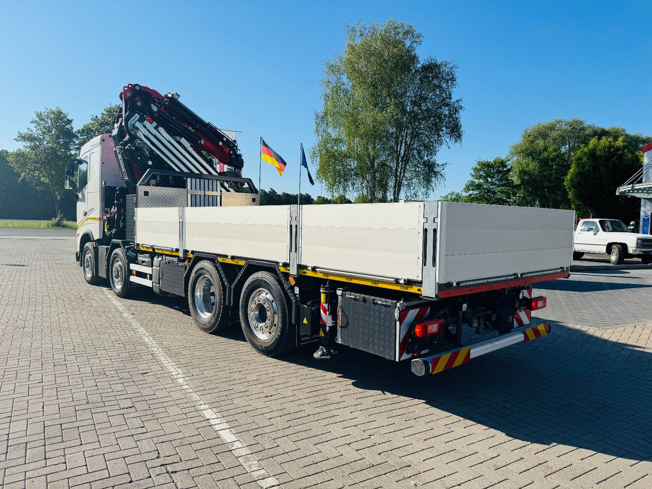 Volvo FH 500 8x2 mit F710RA.2.27 L426 und V20 Winde - Kamion sa tovarnim sandukom, Kamion sa dizalicom: slika 5 Volvo FH 500 8x2 mit F710RA.2.27 L426 und V20 Winde - Kamion sa tovarnim sandukom, Kamion sa dizalicom: slika 5