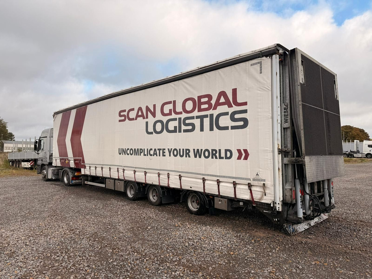 Wiese Gabelstaplertransporter Rampe Mega Lowline - Niska poluprikolica za prevoz: slika 1 Wiese Gabelstaplertransporter Rampe Mega Lowline - Niska poluprikolica za prevoz: slika 1