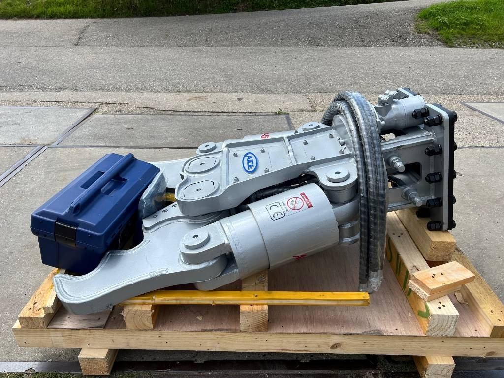 AJCE ACR52H Concrete Crusher Cisaille de démolition - Metle: slika 1 AJCE ACR52H Concrete Crusher Cisaille de démolition - Metle: slika 1