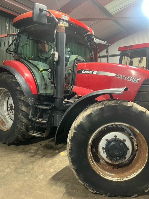 CASE IH MXU 135 - Traktor: slika 1 CASE IH MXU 135 - Traktor: slika 1