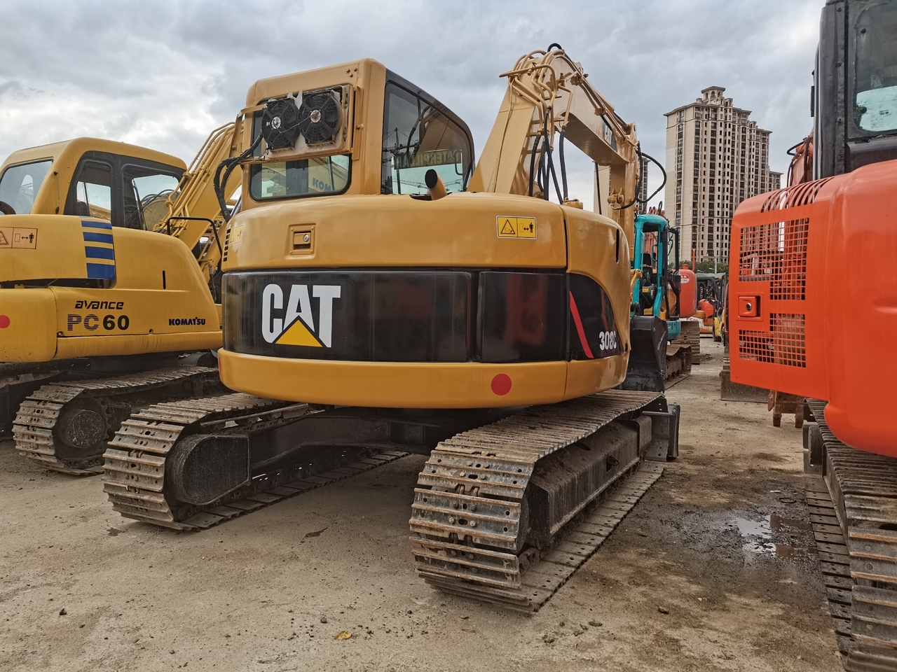 CATERPILLAR 308C - Mini bager: slika 2 CATERPILLAR 308C - Mini bager: slika 2