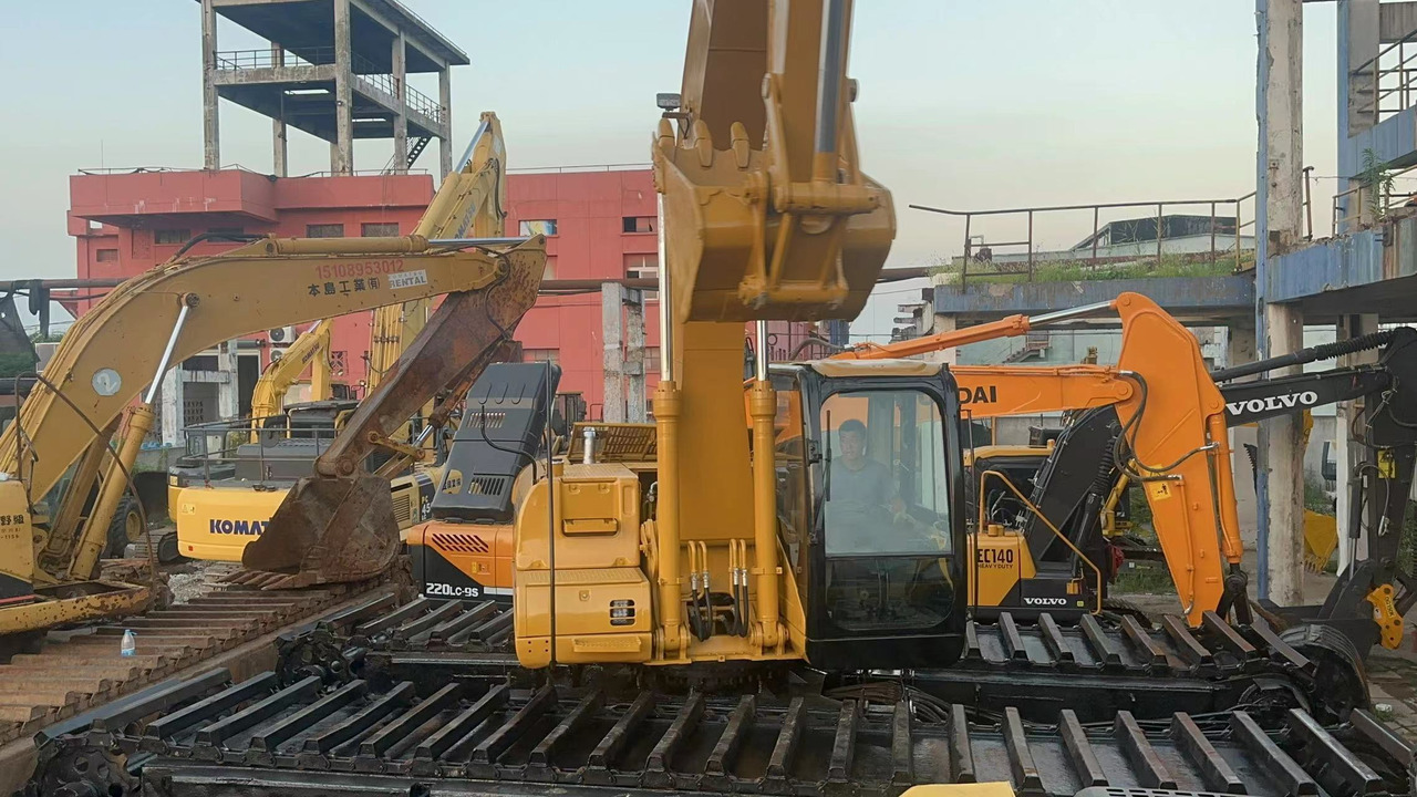 CATERPILLAR 320C - Hidraulični bager: slika 3 CATERPILLAR 320C - Hidraulični bager: slika 3