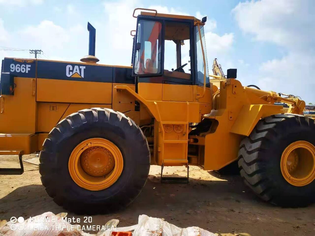 CATERPILLAR 966F - Utovarivač točkaš: slika 1 CATERPILLAR 966F - Utovarivač točkaš: slika 1