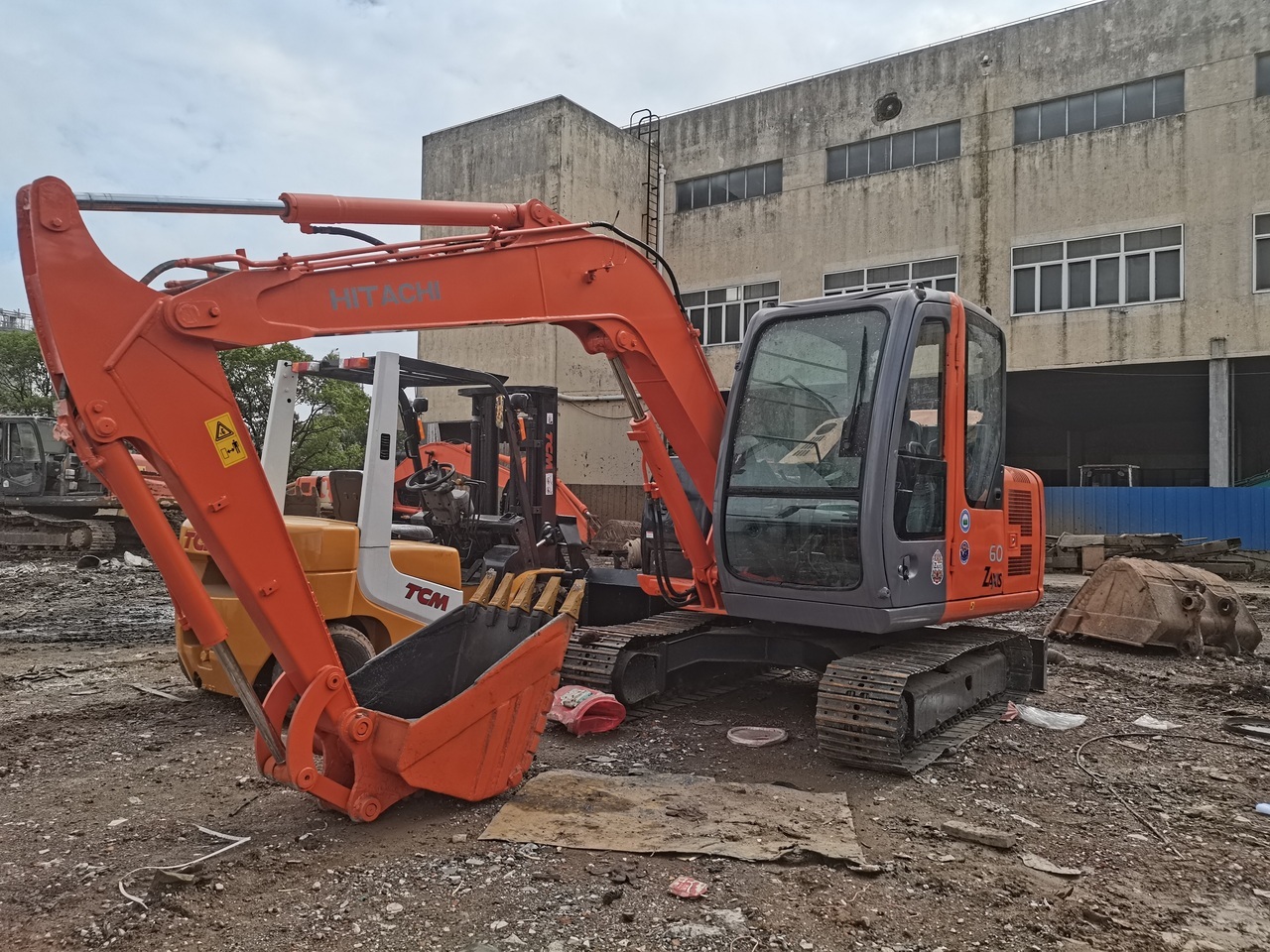 HITACHI ZX60-6 - Bager guseničar: slika 1 HITACHI ZX60-6 - Bager guseničar: slika 1