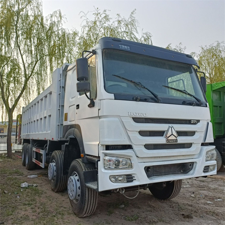 HOWO HOWO 371-white-tipper - Istovarivač: slika 5 HOWO HOWO 371-white-tipper - Istovarivač: slika 5
