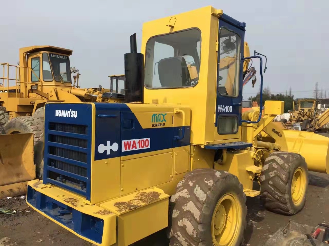 KOMATSU WA100 - Utovarivač točkaš: slika 3 KOMATSU WA100 - Utovarivač točkaš: slika 3
