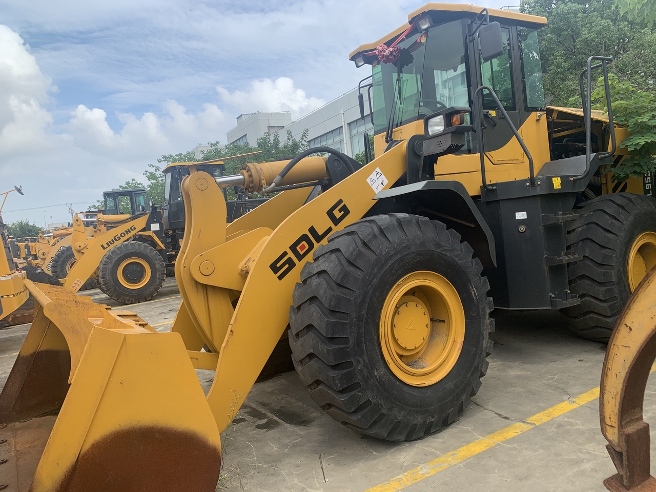 SDLG LG953 - Utovarivač točkaš: slika 2 SDLG LG953 - Utovarivač točkaš: slika 2