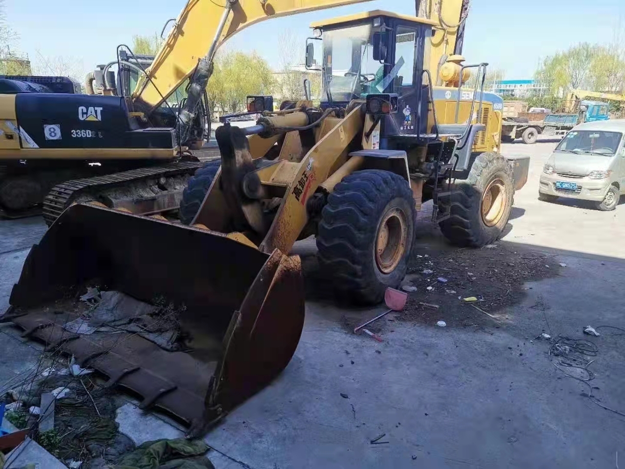 SEM 650B - Utovarivač točkaš: slika 2 SEM 650B - Utovarivač točkaš: slika 2