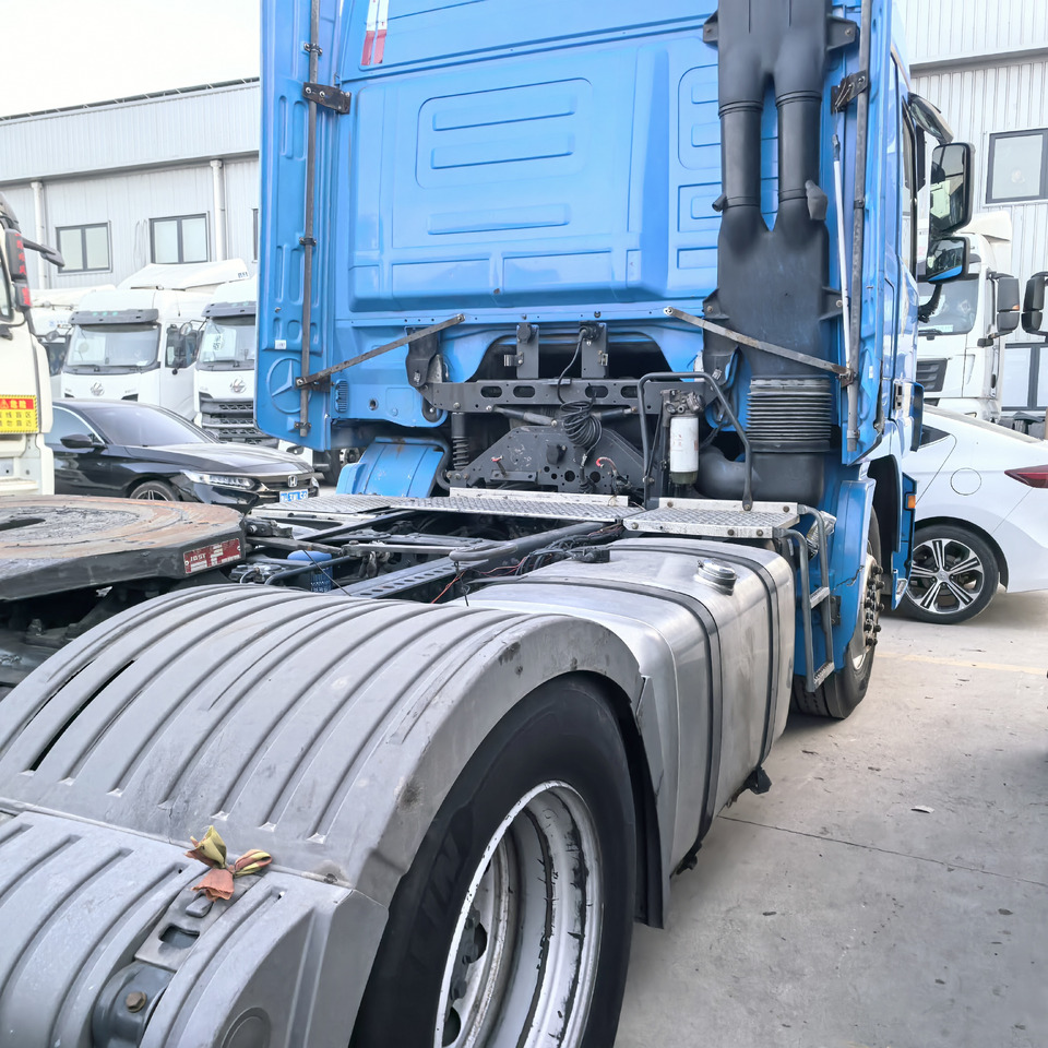 Mercedes-Benz 1841 4x2 - Tegljač: slika 2 Mercedes-Benz 1841 4x2 - Tegljač: slika 2