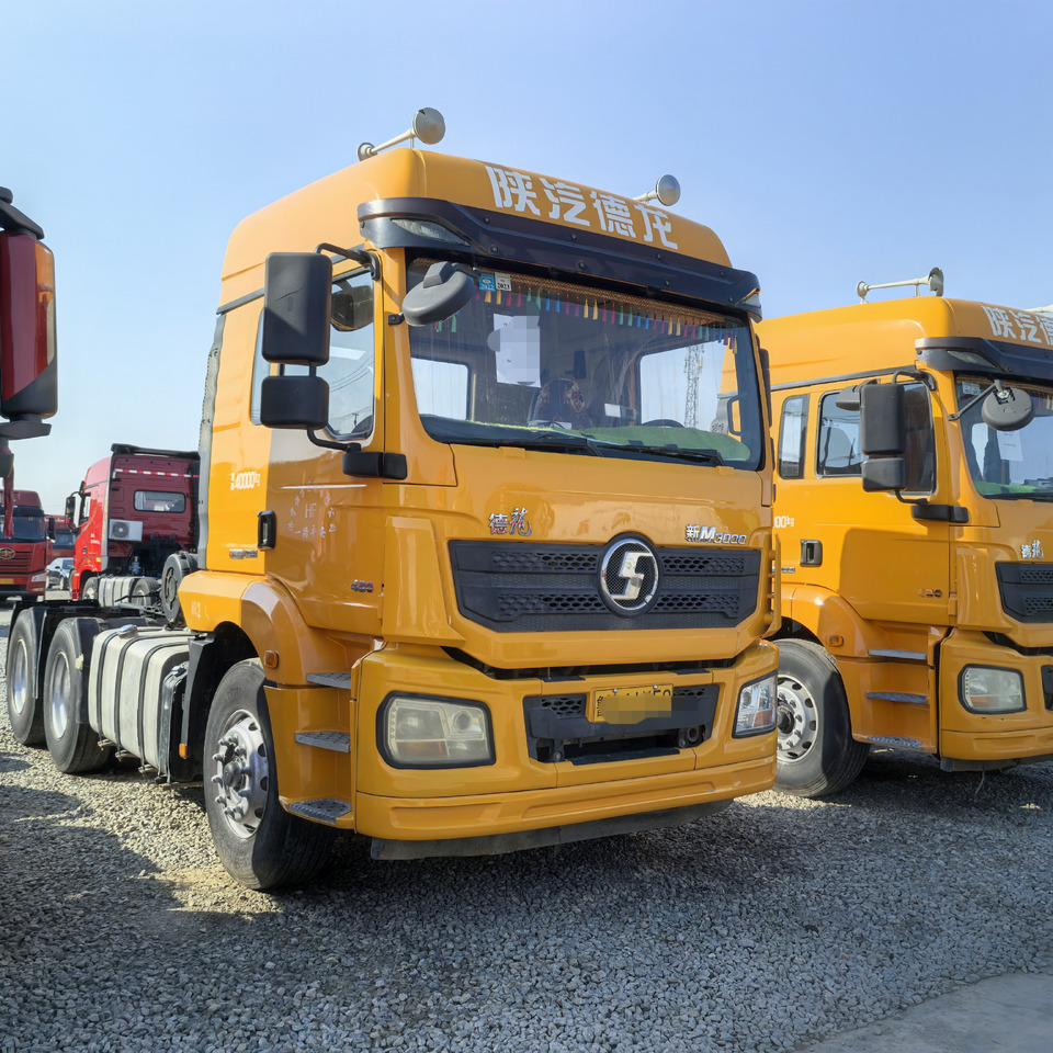 SHACMAN M3000 6x4 - Tegljač: slika 1 SHACMAN M3000 6x4 - Tegljač: slika 1