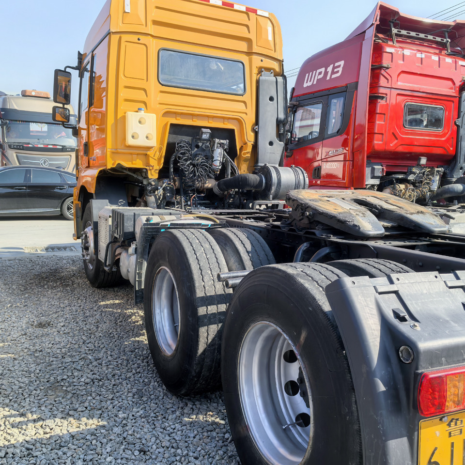 SHACMAN M3000 6x4 - Tegljač: slika 4 SHACMAN M3000 6x4 - Tegljač: slika 4