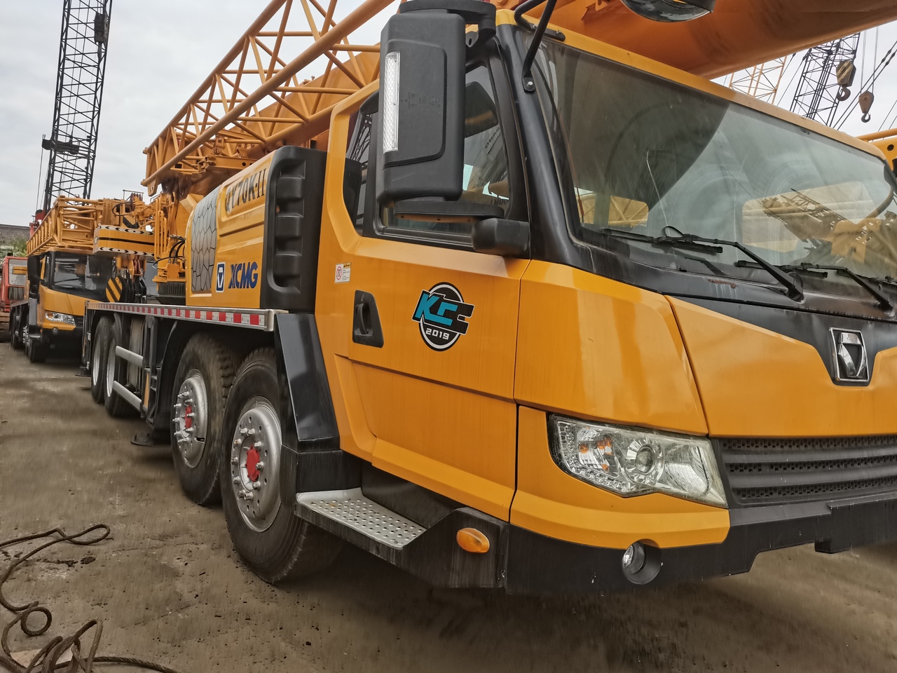 XCMG QY70K - Kran: slika 2 XCMG QY70K - Kran: slika 2