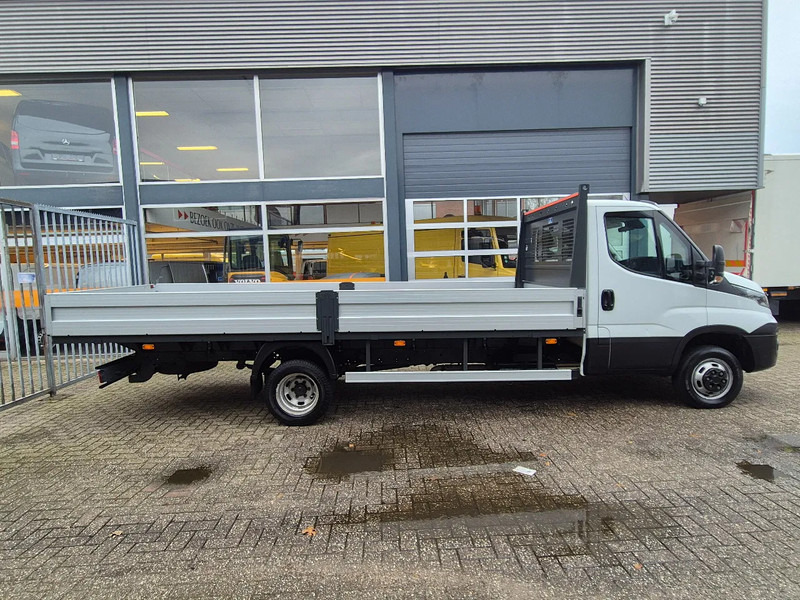 Iveco Daily 50C18 Pritsche 3.0D Euro 6 Hi-Matic GVW 3500 kg - Dostavno vozilo s ravnom platformom: slika 4 Iveco Daily 50C18 Pritsche 3.0D Euro 6 Hi-Matic GVW 3500 kg - Dostavno vozilo s ravnom platformom: slika 4