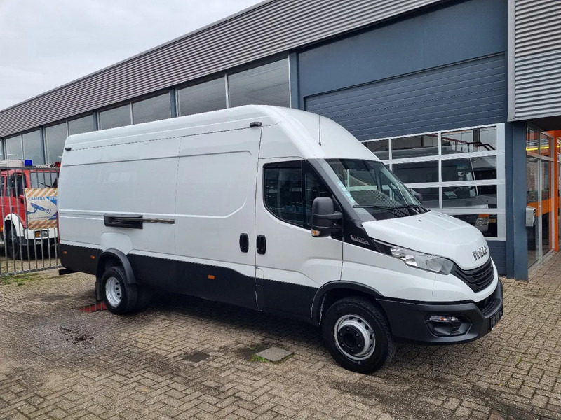 Iveco Daily 70C18 3.0D L4H3 Hi-Matic Euro 6 GVW 7000 kg - Furgon: slika 1 Iveco Daily 70C18 3.0D L4H3 Hi-Matic Euro 6 GVW 7000 kg - Furgon: slika 1