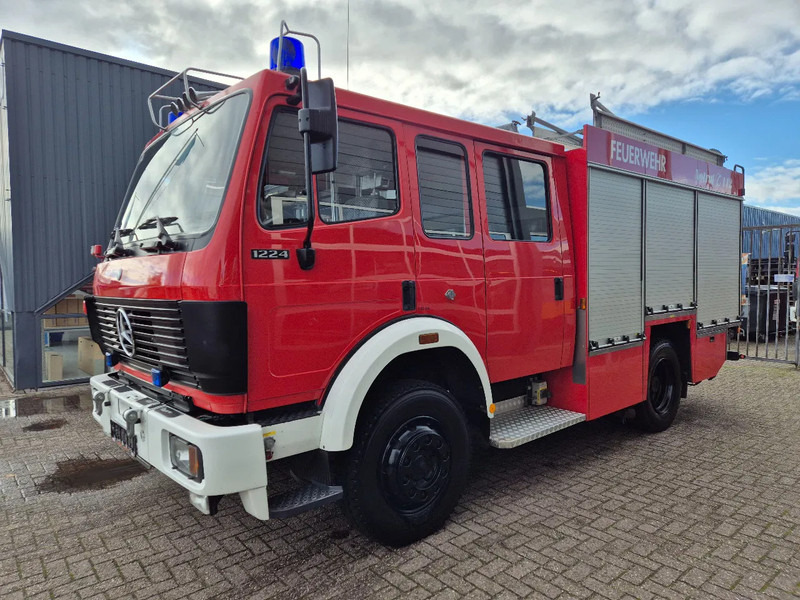 Mercedes-Benz SK 1224 4x4 FIRETRUCK/ FEUERWEHR/ 2400L TANK/ EXPEDITION - Vatrogasni kamion: slika 5 Mercedes-Benz SK 1224 4x4 FIRETRUCK/ FEUERWEHR/ 2400L TANK/ EXPEDITION - Vatrogasni kamion: slika 5