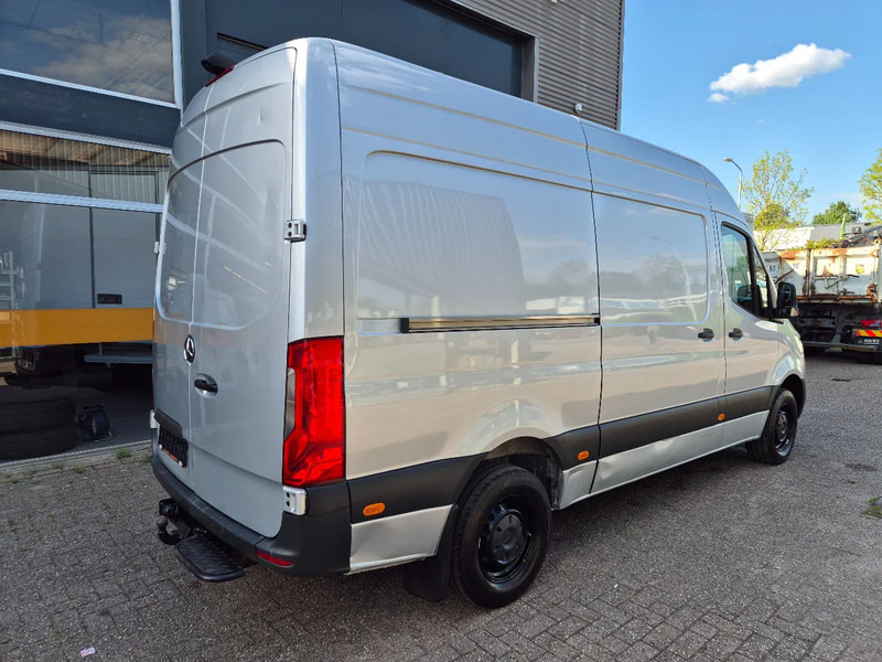 Mercedes-Benz Sprinter 316 CDI L2H2 RWD Euro 6C/ Airco/ Navi - Furgon: slika 2 Mercedes-Benz Sprinter 316 CDI L2H2 RWD Euro 6C/ Airco/ Navi - Furgon: slika 2