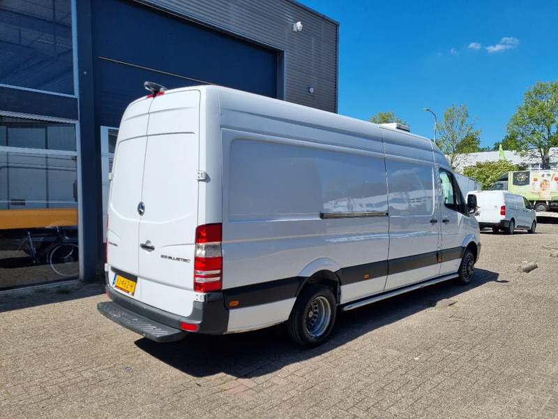 Mercedes-Benz Sprinter 513 CDI/ Kuhlwagen/ MAXI/ Carrier/ E6 - Dostavno vozilo hladnjača: slika 2 Mercedes-Benz Sprinter 513 CDI/ Kuhlwagen/ MAXI/ Carrier/ E6 - Dostavno vozilo hladnjača: slika 2