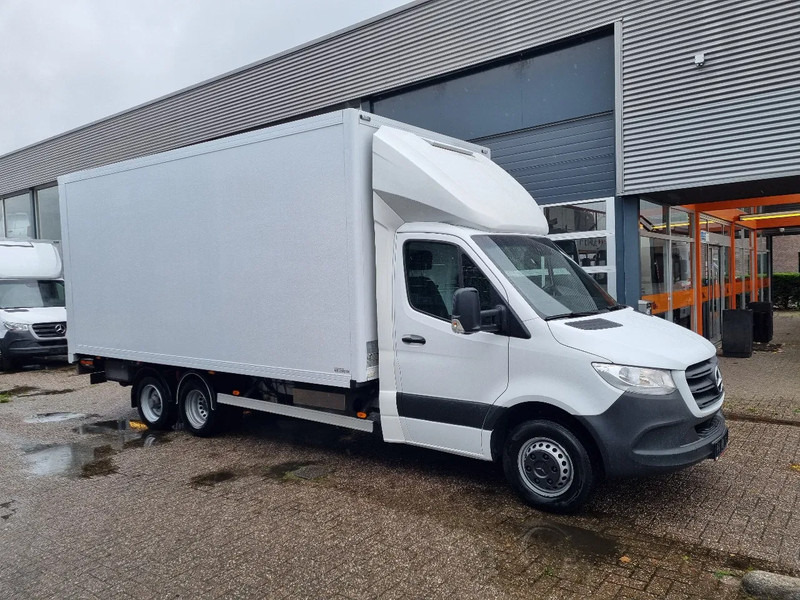 Mercedes-Benz Sprinter 516 CDI BE Clixtar/ Webasto/ 27 KUB/ Nutzlast 3.3T/ 073689 - Dostavno vozilo sa zatvorenim sandukom: slika 1 Mercedes-Benz Sprinter 516 CDI BE Clixtar/ Webasto/ 27 KUB/ Nutzlast 3.3T/ 073689 - Dostavno vozilo sa zatvorenim sandukom: slika 1